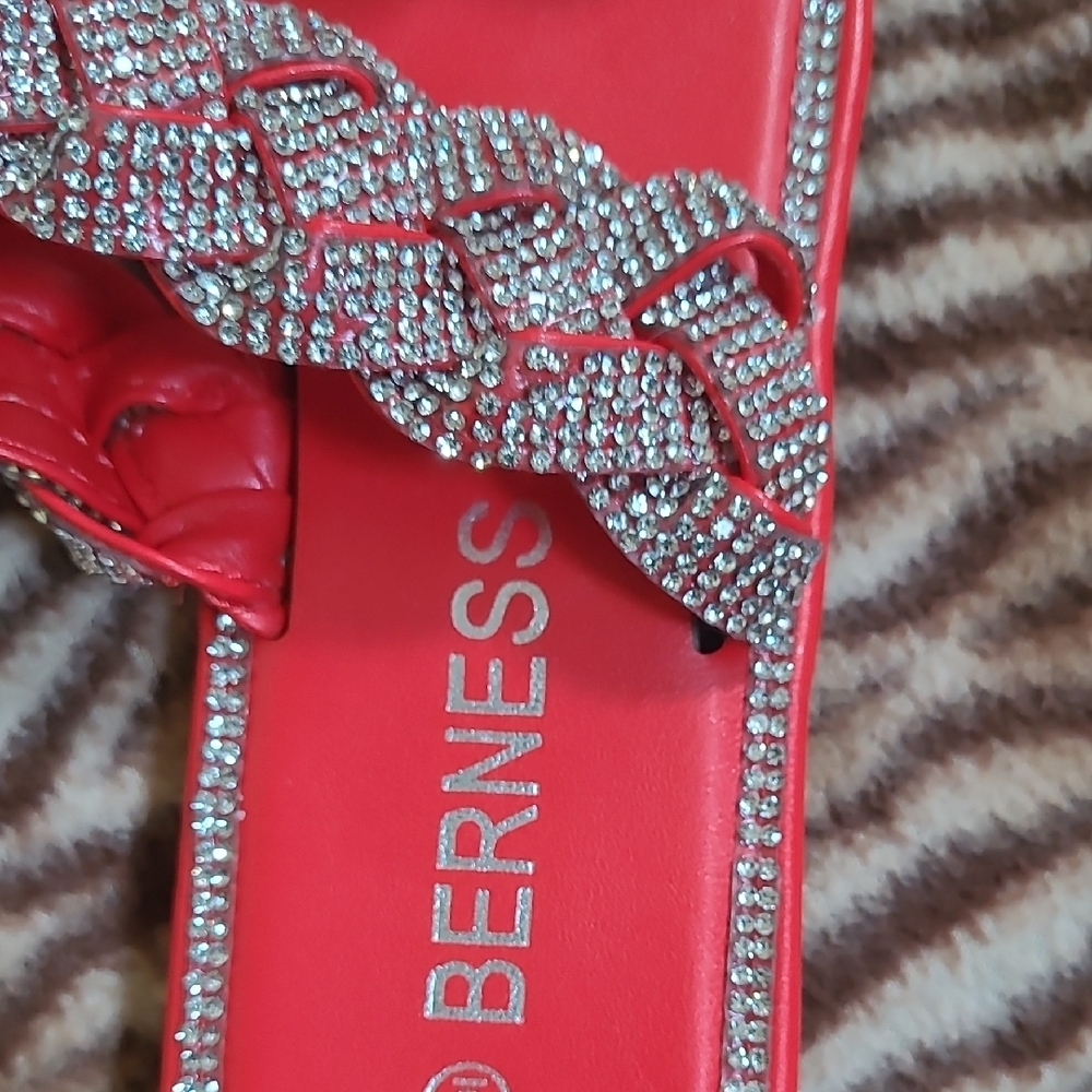 Red Rhinestone Women's Sandals Size 6 - Picture 3 of 8